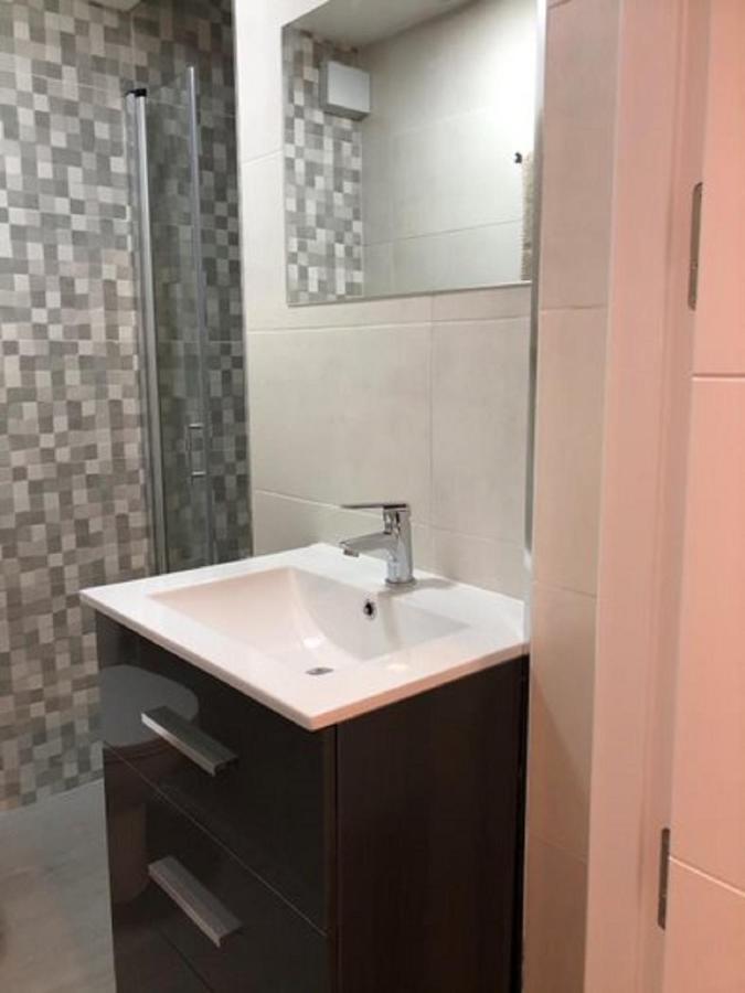 Inter - Apartamento Centrico En Alcala De Henares Apartment Luaran gambar